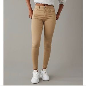 AE High-Waisted Jegging - Khakis